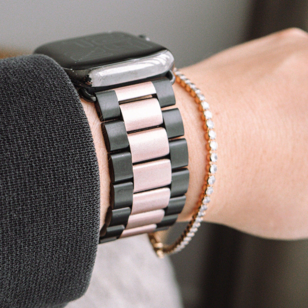 Apple Stainless Watch Band Style Comfort with Tokyo WizeBand